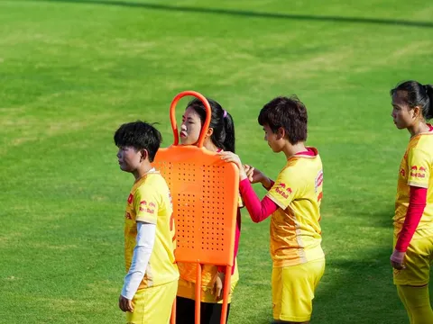 Ngẩn ngơ trước sự đáng yêu của Thanh Nhã trước ngày lên đường dự World Cup 2023