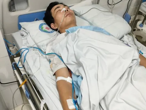 Đề nghị tránh đường, tài xế bị hàng xóm đánh chấn động não, dập bụng