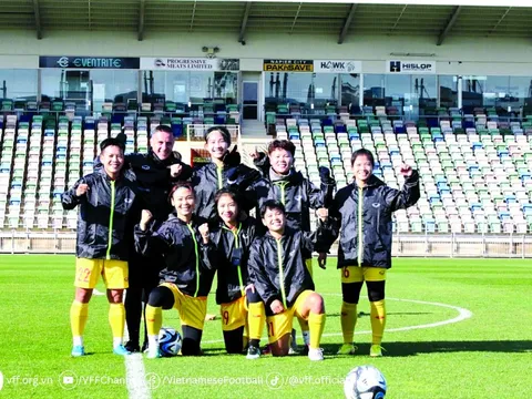 Đội tuyển nữ Việt Nam và tấm gương từ tuyển nam Nhật Bản