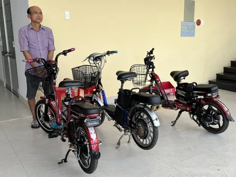 Trộm xe đạp điện bị phát hiện, trên đường chạy thoát tiếp tục trộm xe khác