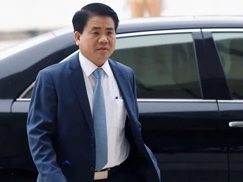 Truy tố cựu Chủ tịch Nguyễn Đức Chung trong vụ ‘thổi giá cây xanh’