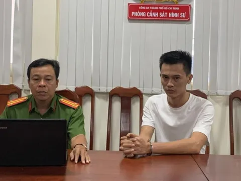 Từ 'vua bóng chuyền phủi' thành trùm buôn siêu xe