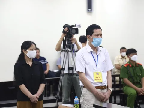 Tuyên án hai cựu giảng viên làm lộ đề thi môn Sinh học kỳ thi THPT năm 2021