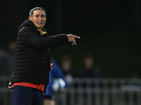 Thực hư thông tin FIFA cấm ông Mai Đức Chung đăng ký chức danh HLV trưởng ở World Cup