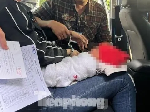 Bắt 11 đối tượng mua bán người qua Campuchia