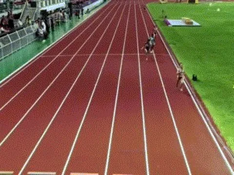 Cận cảnh màn bứt phá thần thánh của đội tiếp sức 4x400m Việt Nam, vượt qua Nhật Bản để giành Vàng