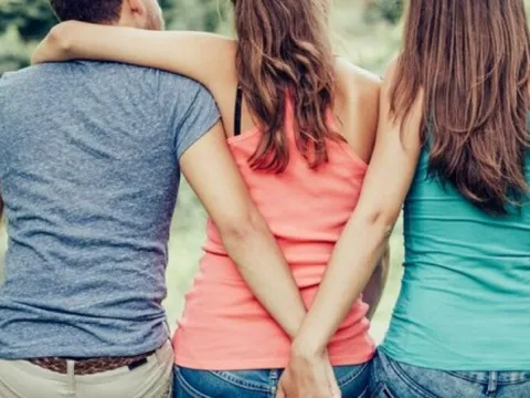 Nghiên cứu bất ngờ: Người hài lòng với sex có tỷ lệ ngoại tình cao nhất