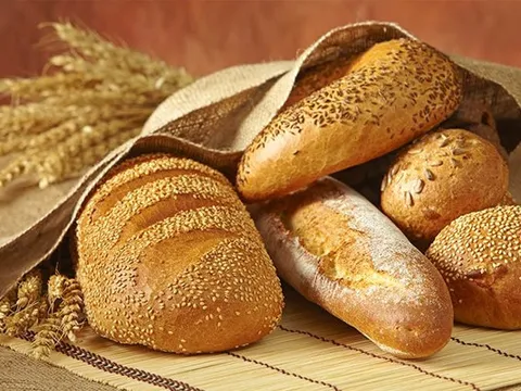 Bánh mì 'ngon, bổ, rẻ' nhưng những người này cần tránh xa, càng ăn nhiều càng nhanh hỏng thận