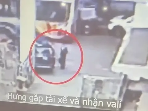 Công bố clip điều tra viên Hoàng Văn Hưng nhận chiếc cặp số