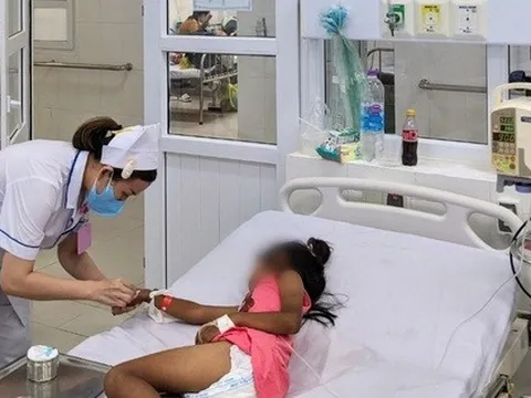 Chạy đua cứu 3 trẻ ngộ độc hạt dầu mè ở Ninh Thuận