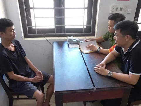 Bắt giữ chủ quán cà phê 'hành nghề' môi giới mại dâm