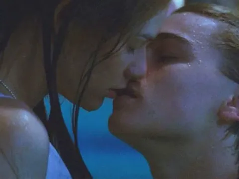 Để không kiệt sức vì sex khi trời nóng