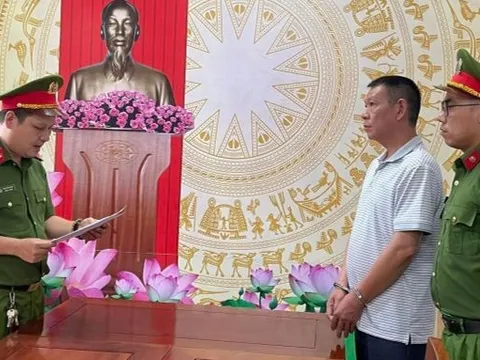 Ly kỳ lời khai của cặp vợ chồng lừa người thân quen hơn 15 tỷ đồng