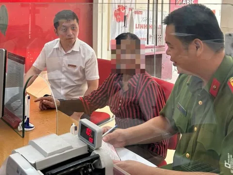 Kịp thời ngăn chặn giao dịch chuyển tiền cho đối tượng mạo danh Cục trưởng công an
