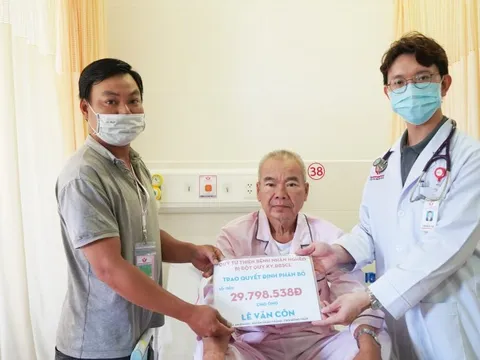 Tài trợ hàng trăm triệu đồng chăm lo sức khỏe cho người có công