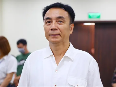 Cựu Cục phó Cục QLTT Trần Hùng bị phạt 9 năm tù