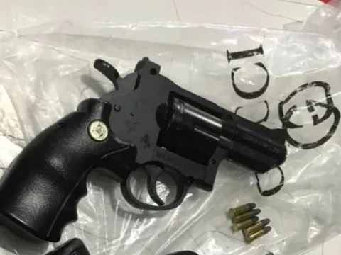 Thu giữ súng, đạn sau vụ xô xát khiến 1 người chết tại quán bida