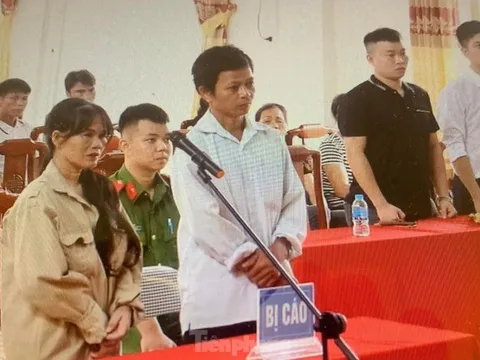 Dùng dao chém công an bị thương, hai vợ chồng lĩnh án 18 tháng tù