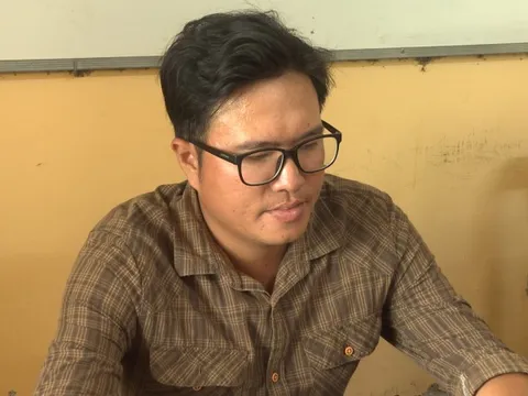 Nhân viên ngân hàng rút 500 triệu của khách tiêu xài