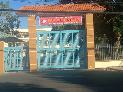 Một hiệu trưởng và nhiều giáo viên tiểu học ở Đồng Tháp bị khởi tố