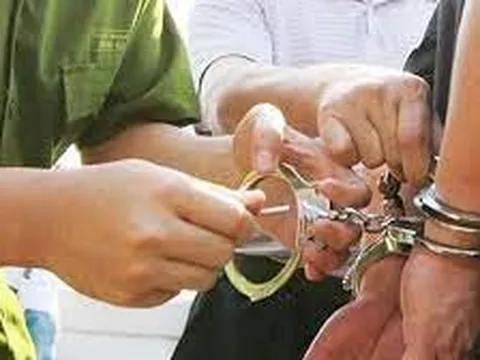 Công an Tiền Giang khởi tố 2 cán bộ thị trấn ở Kiên Giang