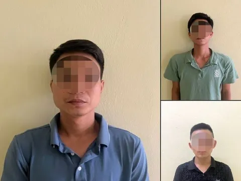 Bắt 2 đối tượng ‘mây mưa’ với nữ tiếp viên dưới 16 tuổi trong phòng karaoke