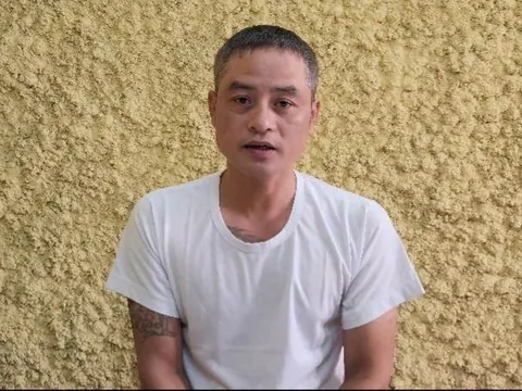 Tranh nhau hát ở quán cà phê, một người bị đánh chết