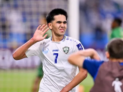 Uzbekistan vô địch U17 châu Á theo kịch bản không tưởng