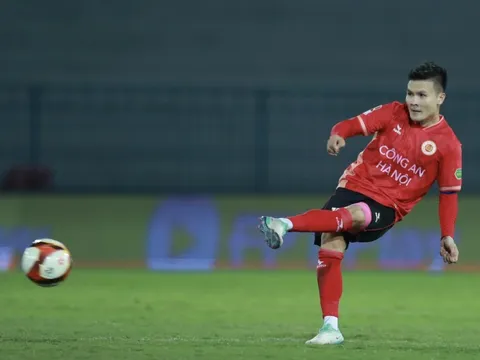 V-League: Thiếu cá tính nhưng lại thừa sự ồn ào