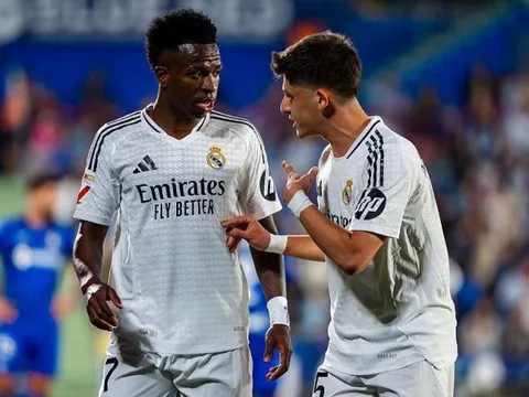 Real Madrid thắng hú vía, trầy da tróc vẩy bám đuổi Barcelona