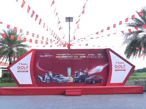 Cảnh sắc thiên nhiên tuyệt đẹp nơi tổ chức Tiền Phong Golf Championship - Non sông một dải