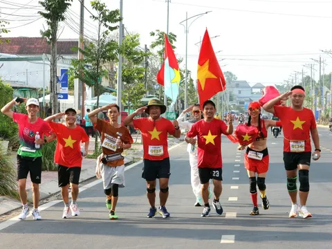 Những hình ảnh tự hào tại giải bán Marathon Vĩnh Long - Hành trình trái tim Mekong
