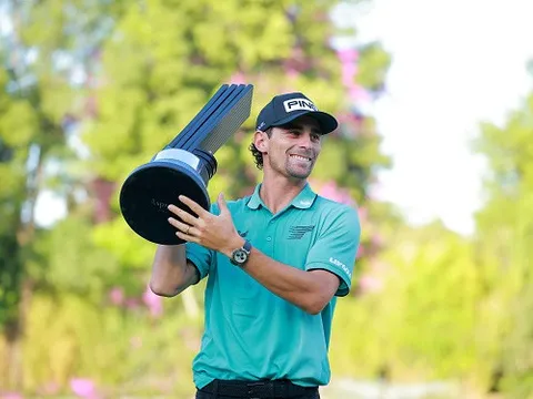 Joaquin Niemann lập hat-trick danh hiệu LIV Golf, chính thức giành vé dự US Open