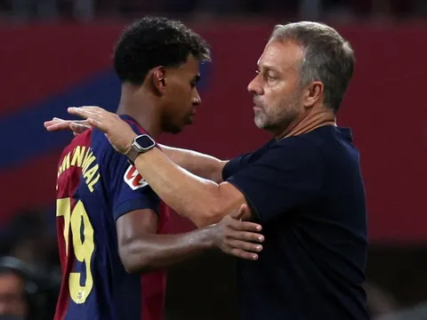 Yamal bị HLV Barca khiển trách trước trận bán kết Cúp C1 với Inter