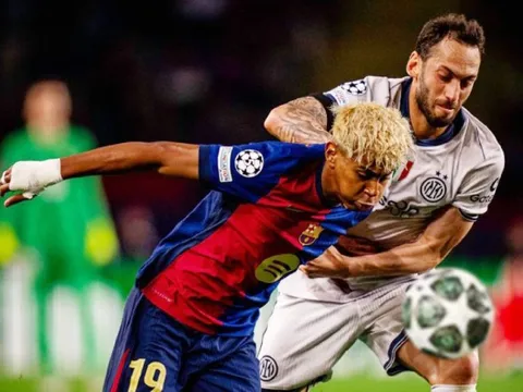 Barca hút chết sau bữa tiệc siêu phẩm tại Champions League