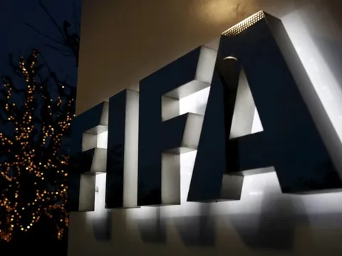 FIFA đánh xuống hạng 1 đội bóng Việt Nam vì dàn xếp tỷ số