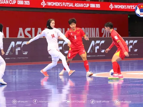 Futsal nữ Việt Nam giành ngôi nhất bảng sau trận hòa Iran, sẵn sàng cho tứ kết châu Á