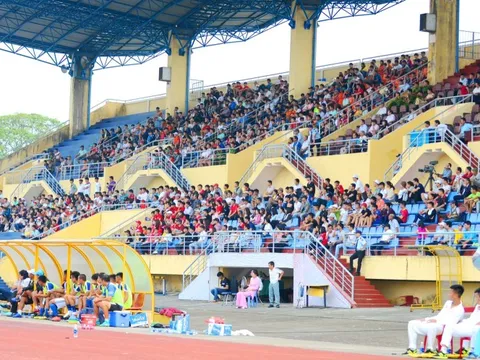 Sân Tự do và những buồn vui cùng bóng đá Huế