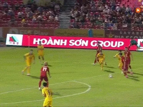 Kiếm được 3 điểm từ láng giềng Hà Tĩnh, SLNA nhiều cơ hội trụ hạng