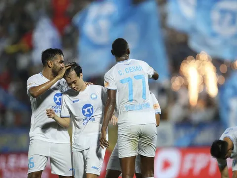 Đại phá HAGL, Nam Định chạm tay vào chức vô địch LPBank V-League 2024/25