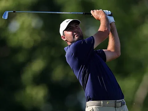 Những cú đánh tuyệt hảo đưa Scottie Scheffler lên đỉnh major PGA Championship