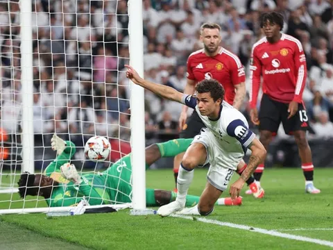 Hạ MU, Tottenham vô địch Cúp C2 châu Âu 2025