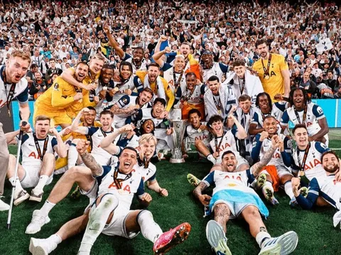 Tottenham đã thoát khỏi sự tầm thường, trở thành nhà vô địch Europa League như thế nào?