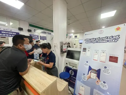 Vào bệnh viện không cần giấy tờ: Số hóa từ phòng khám đến giường bệnh