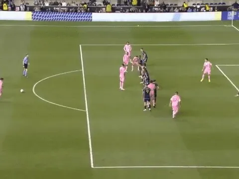 Messi lập tuyệt phẩm sút phạt giải cứu Inter Miami