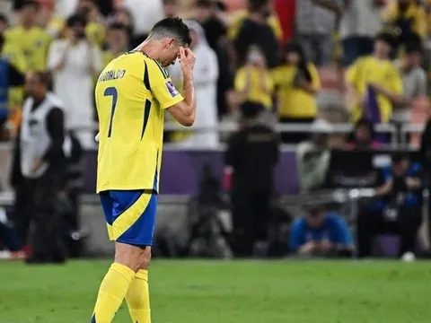 Ronaldo kết thúc mùa giải một cách cay đắng