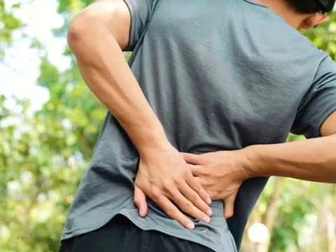 Bác sĩ chuyên khoa nói về căn bệnh 'phiền toái', đàn ông mắc nhiều gấp đôi phụ nữ