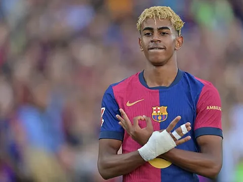 Barcelona tăng lương gấp 10 lần, 'trói chân' Lamine Yamal đến năm 2031