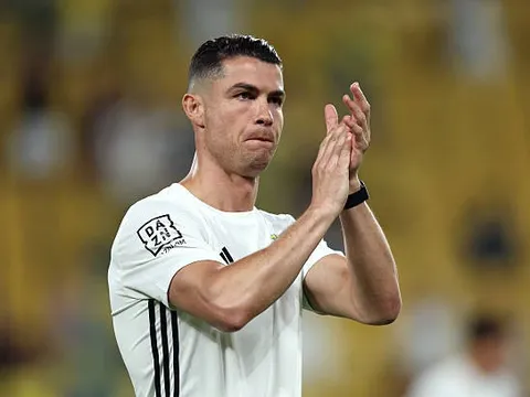 Ronaldo từ chối gia hạn hợp đồng, Al-Nassr nhắm sao Liverpool thay thế