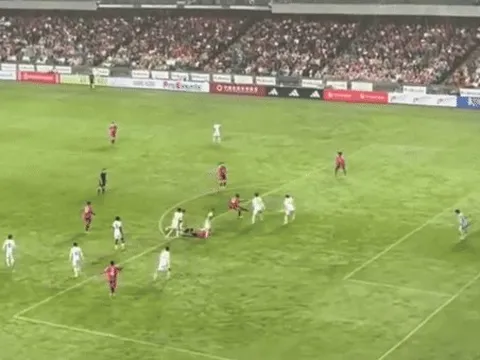 Sao trẻ ghi bàn cứu MU khỏi kết cục ê chề trước Hồng Kông Trung Quốc